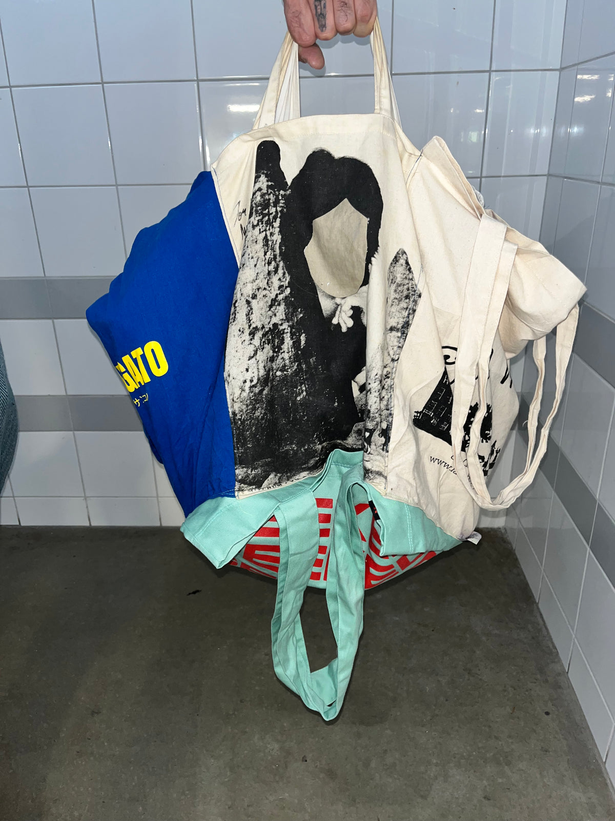 6xl arigato tote