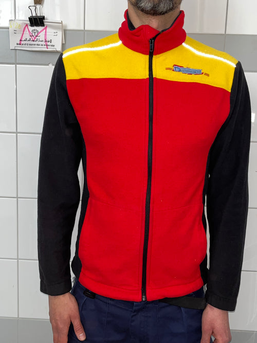 DHL