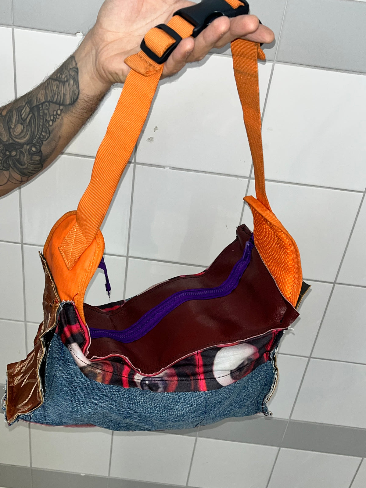 bag looking